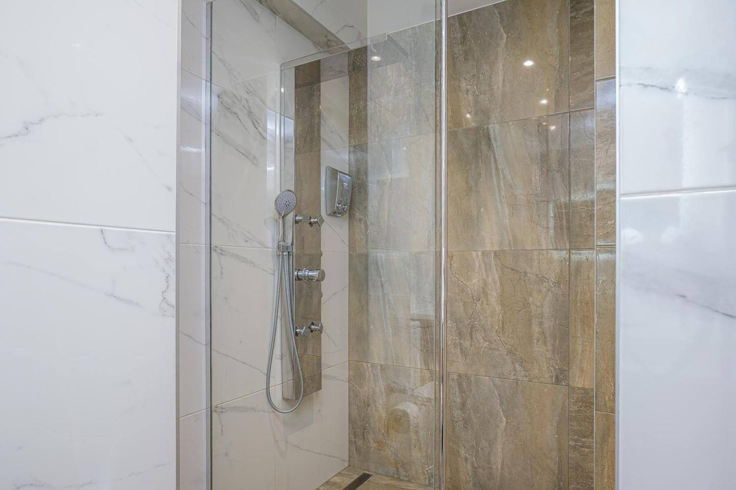 Apartment Old Town - Euroeastventures Luxury Bucharest